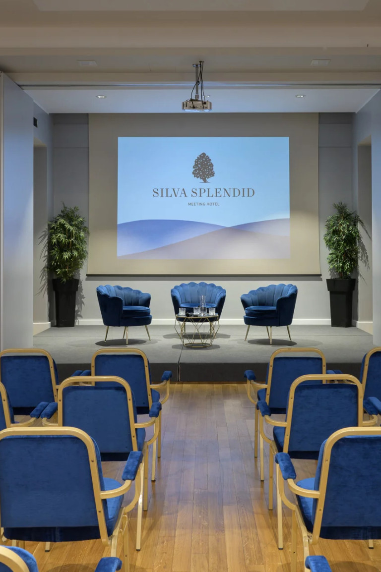 media.Slide_SaleMeeting_1SilviaSplendid_Fiuggi