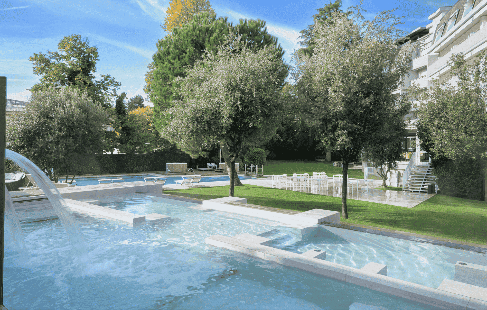 media.piscina-giorno (1)